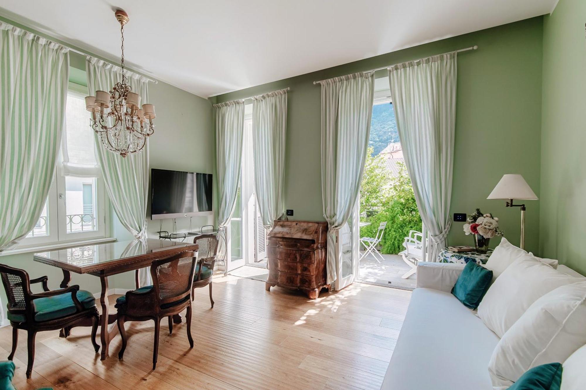 Green Home 65 - The House Of Travelers Комо Экстерьер фото